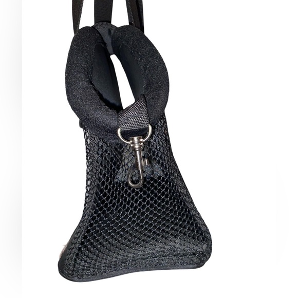 Alfagear Brand Shoulder Style Small Pet Carrier in Black - Picture 3 of 6